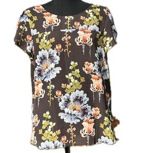 Loft floral blouse with reverse V neck in back